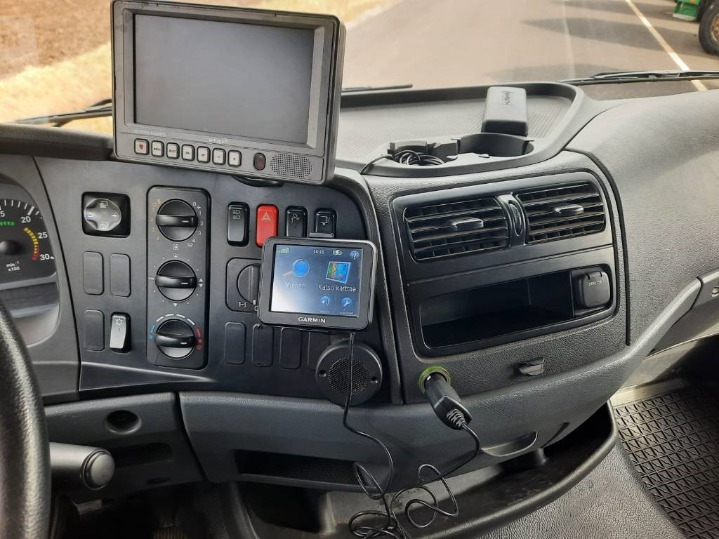 리스 Mercedes-Benz Atego 1022  Mercedes-Benz Atego 1022 : 사진 8