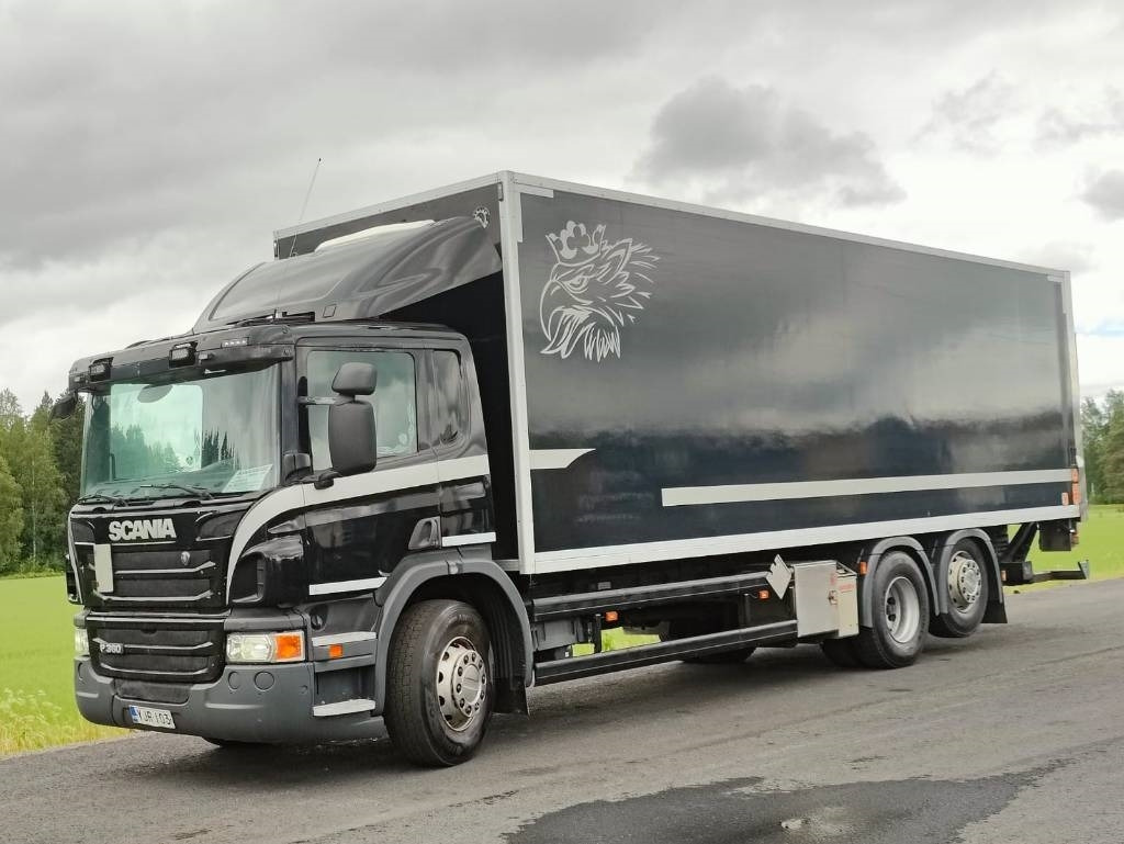Scania P 360 - 박스 트럭 : 사진 1 Scania P 360 - 박스 트럭 : 사진 1