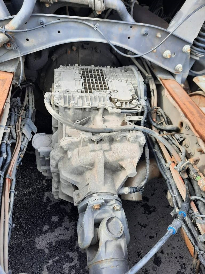 Volvo FH13 - 캡 새시 트럭 : 사진 5 Volvo FH13 - 캡 새시 트럭 : 사진 5