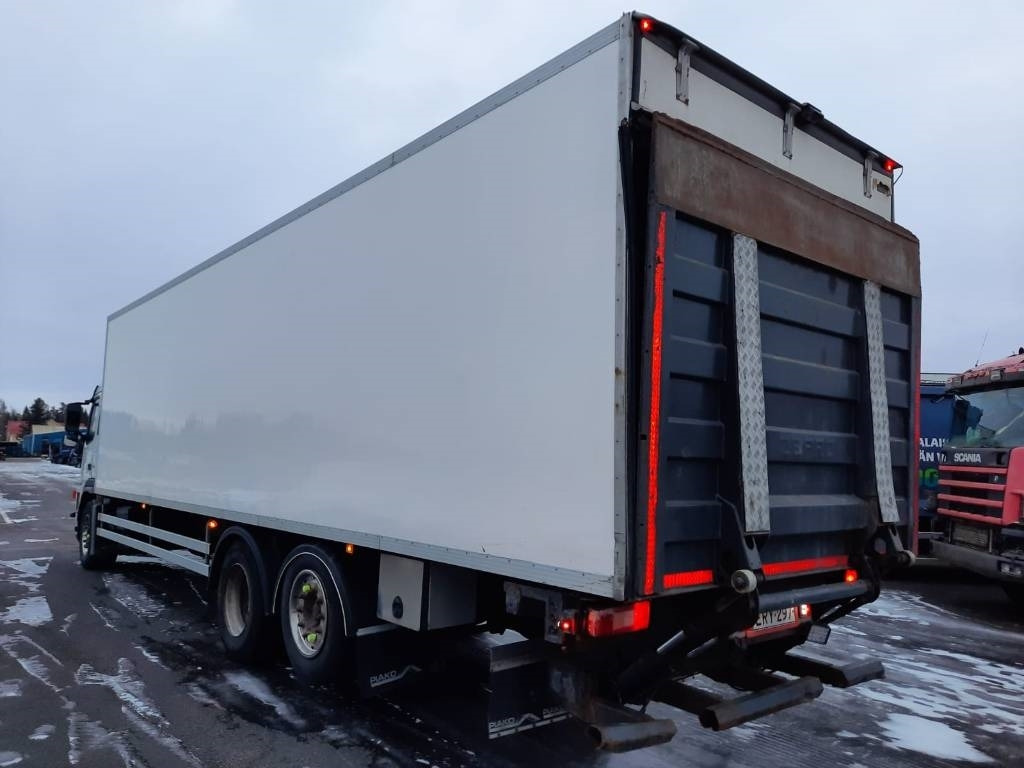 Volvo FM 9 300 - 박스 트럭 : 사진 3 Volvo FM 9 300 - 박스 트럭 : 사진 3