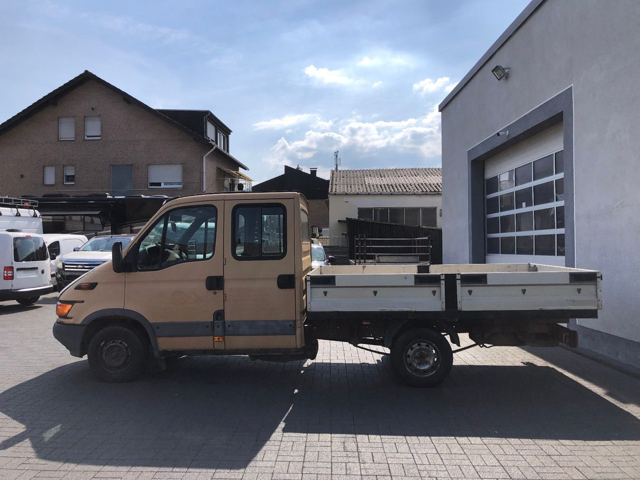 Iveco Daily 2.8 - 33 L 11 DoKa TÜV 3-2026 - 플랫베드 밴, 콤비 밴 : 사진 5 Iveco Daily 2.8 - 33 L 11 DoKa TÜV 3-2026 - 플랫베드 밴, 콤비 밴 : 사진 5