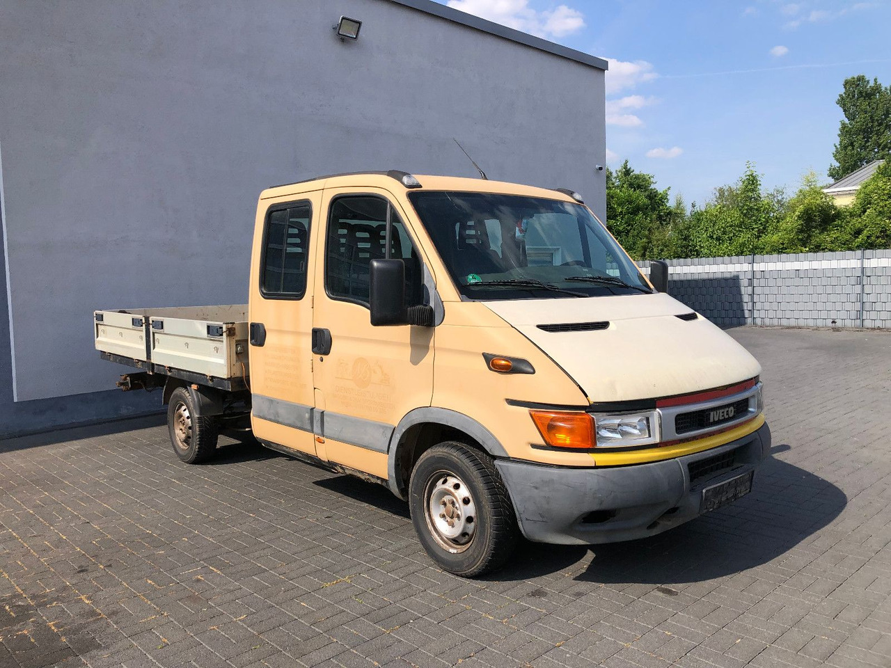 Iveco Daily 2.8 - 33 L 11 DoKa TÜV 3-2026 - 플랫베드 밴, 콤비 밴 : 사진 3 Iveco Daily 2.8 - 33 L 11 DoKa TÜV 3-2026 - 플랫베드 밴, 콤비 밴 : 사진 3