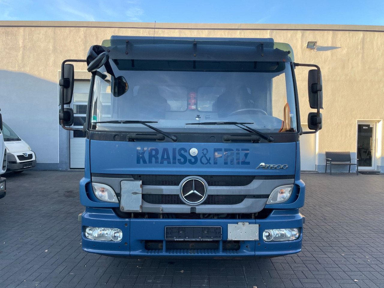 Mercedes-Benz Atego 2 6-Zyl. 4x2 1224 Klima, Radstand: 3.56m. - 박스 트럭 : 사진 3 Mercedes-Benz Atego 2 6-Zyl. 4x2 1224 Klima, Radstand: 3.56m. - 박스 트럭 : 사진 3