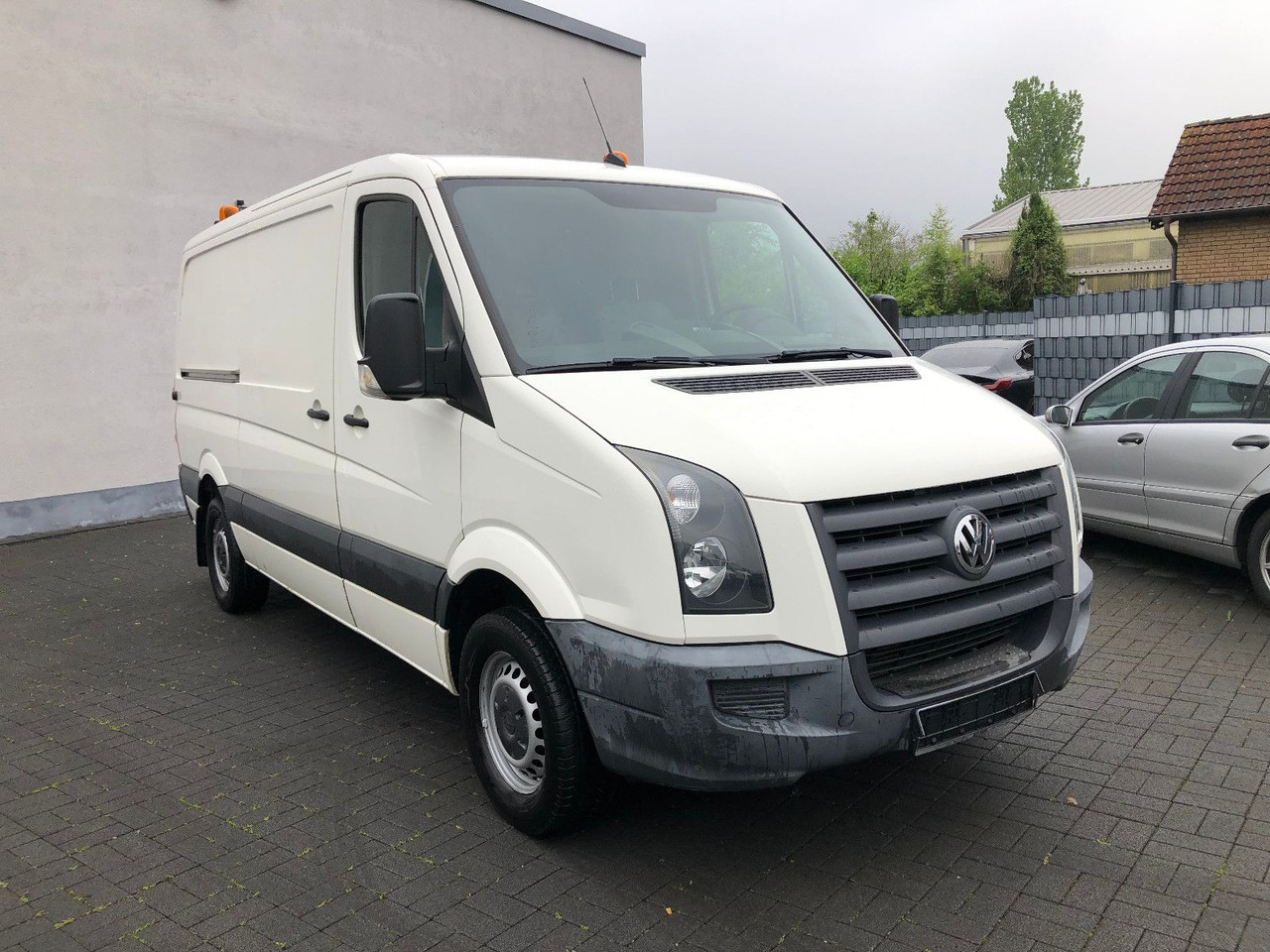 Volkswagen Crafter 2.5 TDI mittel L2H1 - 소형 밴 : 사진 1 Volkswagen Crafter 2.5 TDI mittel L2H1 - 소형 밴 : 사진 1