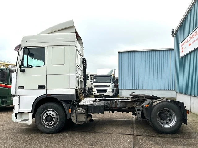 DAF 95.380 XF SPACECAB (EURO 2 (MECHANICAL PUMP & INJECTORS) / ZF16 MANUAL GEARBOX / AIRCONDITIONING) - 트랙터 유닛 : 사진 5 DAF 95.380 XF SPACECAB (EURO 2 (MECHANICAL PUMP & INJECTORS) / ZF16 MANUAL GEARBOX / AIRCONDITIONING) - 트랙터 유닛 : 사진 5