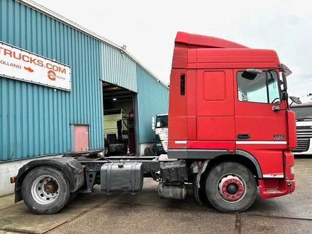 DAF 95.480 XF SPACECAB (EURO 3 / ZF16 MANUAL GEARBOX / 2x DIESELTANK / AIRCONDITIONING) - 트랙터 유닛 : 사진 4 DAF 95.480 XF SPACECAB (EURO 3 / ZF16 MANUAL GEARBOX / 2x DIESELTANK / AIRCONDITIONING) - 트랙터 유닛 : 사진 4