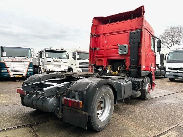 DAF 95.480 XF SPACECAB (EURO 3 / ZF16 MANUAL GEARBOX / 2x DIESELTANK / AIRCONDITIONING) - 트랙터 유닛 : 사진 3 DAF 95.480 XF SPACECAB (EURO 3 / ZF16 MANUAL GEARBOX / 2x DIESELTANK / AIRCONDITIONING) - 트랙터 유닛 : 사진 3