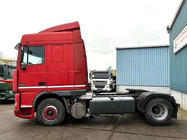 DAF 95.480 XF SPACECAB (EURO 3 / ZF16 MANUAL GEARBOX / 2x DIESELTANK / AIRCONDITIONING) - 트랙터 유닛 : 사진 5 DAF 95.480 XF SPACECAB (EURO 3 / ZF16 MANUAL GEARBOX / 2x DIESELTANK / AIRCONDITIONING) - 트랙터 유닛 : 사진 5