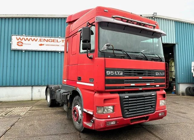 DAF 95.480 XF SPACECAB (EURO 3 / ZF16 MANUAL GEARBOX / 2x DIESELTANK / AIRCONDITIONING) - 트랙터 유닛 : 사진 2 DAF 95.480 XF SPACECAB (EURO 3 / ZF16 MANUAL GEARBOX / 2x DIESELTANK / AIRCONDITIONING) - 트랙터 유닛 : 사진 2