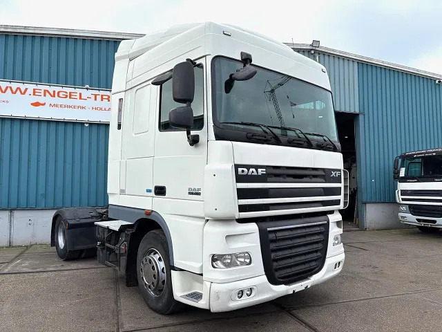 DAF XF 105.460 ATE SPACECAB 4x2 ONLY 835.500 KM (ZF-MANUAL GEARBOX / ZF-INTARDER / AIRCONDITIONING / EURO 5) - 트랙터 유닛 : 사진 2 DAF XF 105.460 ATE SPACECAB 4x2 ONLY 835.500 KM (ZF-MANUAL GEARBOX / ZF-INTARDER / AIRCONDITIONING / EURO 5) - 트랙터 유닛 : 사진 2