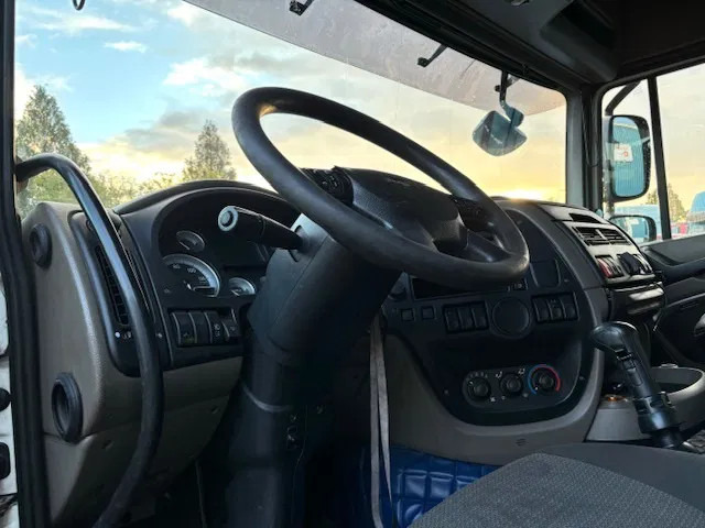 트랙터 유닛 DAF XF 105.460 SPACECAB (ZF MANUAL GEARBOX / MX-BRAKE / 870+430 LITER TANK / EURO 5 EEV / AIRCONDITIONING / FRIDGE) : 사진 7