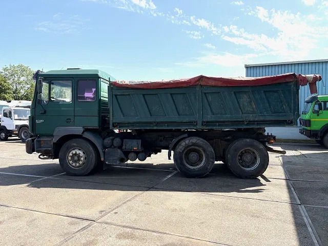 MAN 26.463 DF 6x4 MEILLER KIPPER (ZF16 MANUAL GEARBOX / ZF-INTARDER / FULL STEEL SUSPENSION / REDUCTION AXLES) - 덤프트럭 : 사진 5 MAN 26.463 DF 6x4 MEILLER KIPPER (ZF16 MANUAL GEARBOX / ZF-INTARDER / FULL STEEL SUSPENSION / REDUCTION AXLES) - 덤프트럭 : 사진 5