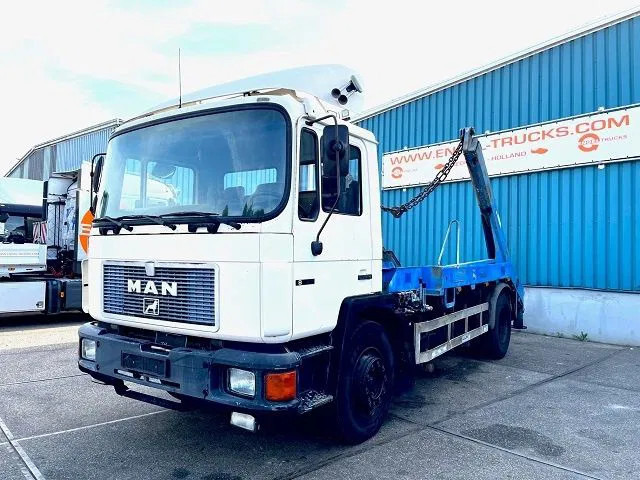 MAN F 18.232 (6 CILINDER) M90 WITH TELESCOPIC CONTAINER SYSTEM (8 GEARS MANUAL GEARBOX / EURO 1 (MECHANICAL PUMP AND INJECTORS)) - 스킵 로더 트럭 : 사진 1 MAN F 18.232 (6 CILINDER) M90 WITH TELESCOPIC CONTAINER SYSTEM (8 GEARS MANUAL GEARBOX / EURO 1 (MECHANICAL PUMP AND INJECTORS)) - 스킵 로더 트럭 : 사진 1