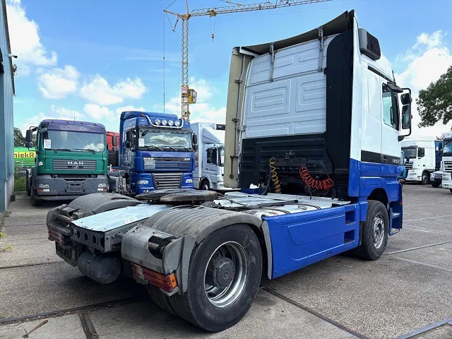 Mercedes-Benz Actros 1857 LS (MP1) MEGASPACE (EPS WITH CLUTCH (3-PEDALS) / RETARDER / REDUCTION AXLE / AIRCONDITIONING) - 트랙터 유닛 : 사진 3 Mercedes-Benz Actros 1857 LS (MP1) MEGASPACE (EPS WITH CLUTCH (3-PEDALS) / RETARDER / REDUCTION AXLE / AIRCONDITIONING) - 트랙터 유닛 : 사진 3