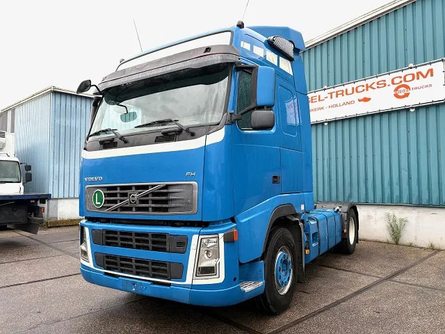 Volvo FH 400 GLOBETROTTER (VIN: 7B446149 / I-SHIFT / ADR-VLG / AIRCONDITIONING / COMPLETE SPOILERSET ON CABIN) - 트랙터 유닛 : 사진 1 Volvo FH 400 GLOBETROTTER (VIN: 7B446149 / I-SHIFT / ADR-VLG / AIRCONDITIONING / COMPLETE SPOILERSET ON CABIN) - 트랙터 유닛 : 사진 1