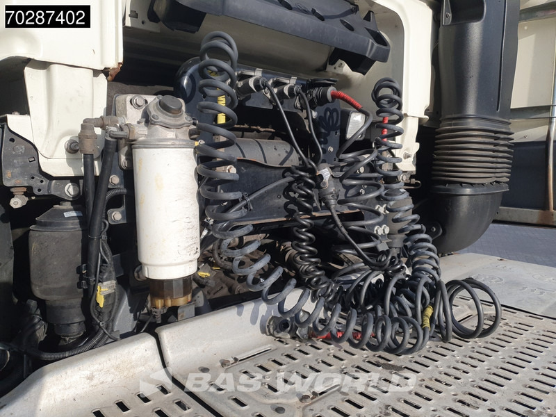 트랙터 유닛 DAF XF 480 XF 4X2 Retarder 2xTanks ACC Euro 6 : 사진 9