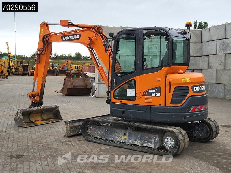 Doosan DX63-3 3 BUCKETS - A/C - 미니 굴삭기 : 사진 5 Doosan DX63-3 3 BUCKETS - A/C - 미니 굴삭기 : 사진 5