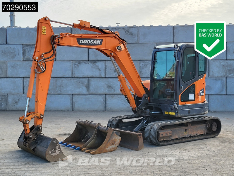 Doosan DX63-3 - 미니 굴삭기 : 사진 1 Doosan DX63-3 - 미니 굴삭기 : 사진 1