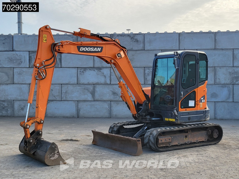 Doosan DX63-3 - 미니 굴삭기 : 사진 2 Doosan DX63-3 - 미니 굴삭기 : 사진 2