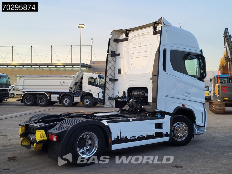 Ford F-Max 500 4X2 Retarder 2x Tanks Standklima Euro 6 - 트랙터 유닛 : 사진 5 Ford F-Max 500 4X2 Retarder 2x Tanks Standklima Euro 6 - 트랙터 유닛 : 사진 5