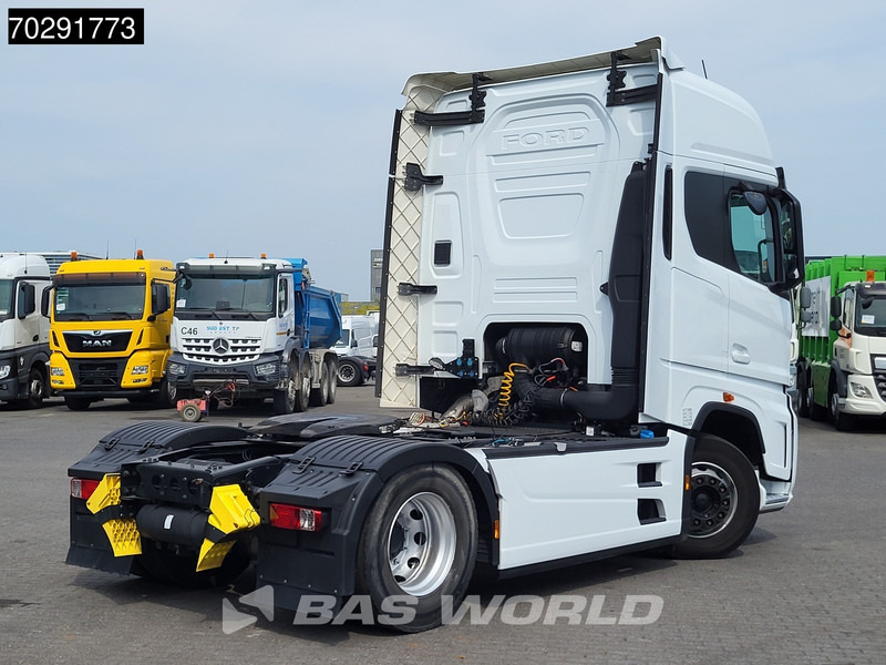 Ford F-Max 500 4X2 Retarder 2xTanks Standklima Navi Euro 6 - 트랙터 유닛 : 사진 5 Ford F-Max 500 4X2 Retarder 2xTanks Standklima Navi Euro 6 - 트랙터 유닛 : 사진 5