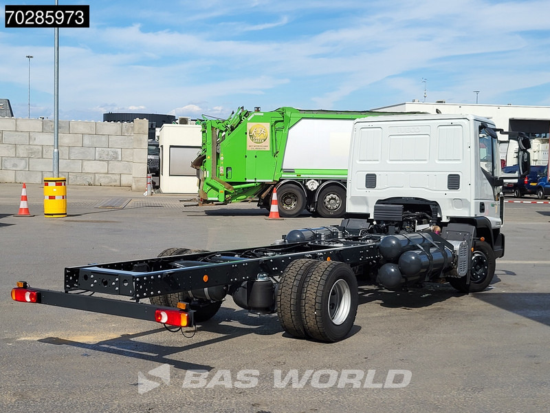 Iveco Eurocargo 120LE210 4X2 6x CNG Tanks Telma Manual Euro 6 - 캡 새시 트럭 : 사진 5 Iveco Eurocargo 120LE210 4X2 6x CNG Tanks Telma Manual Euro 6 - 캡 새시 트럭 : 사진 5