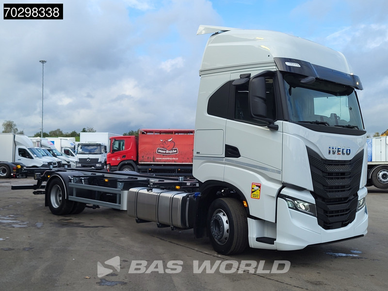 Iveco S-Way 460 4X2 NEW !! BDF Automatic Full air ACC Led Euro 6 - 컨테이너 운반 장치/ 스와프 보디 트럭 : 사진 3 Iveco S-Way 460 4X2 NEW !! BDF Automatic Full air ACC Led Euro 6 - 컨테이너 운반 장치/ 스와프 보디 트럭 : 사진 3
