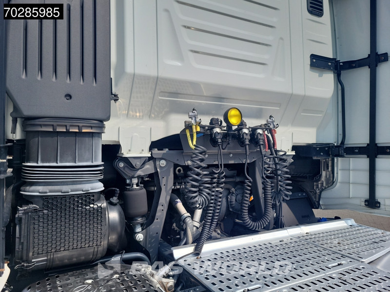 Iveco S-Way 490 4X2 Retarder 2x Tanks Standklima Navi ACC LED - 트랙터 유닛 : 사진 5 Iveco S-Way 490 4X2 Retarder 2x Tanks Standklima Navi ACC LED - 트랙터 유닛 : 사진 5