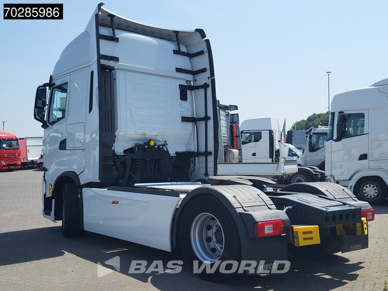 Iveco S-Way 490 4X2 Retarder Standklima 2xTanks Navi ACC LED Euro 6 - 트랙터 유닛 : 사진 2 Iveco S-Way 490 4X2 Retarder Standklima 2xTanks Navi ACC LED Euro 6 - 트랙터 유닛 : 사진 2