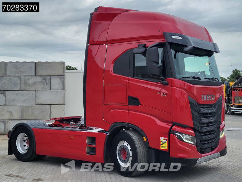Iveco S-Way 570 4X2 Retarder Standklima Hydraulik Alcoa's LED Navi Euro 6 - 트랙터 유닛 : 사진 3 Iveco S-Way 570 4X2 Retarder Standklima Hydraulik Alcoa's LED Navi Euro 6 - 트랙터 유닛 : 사진 3