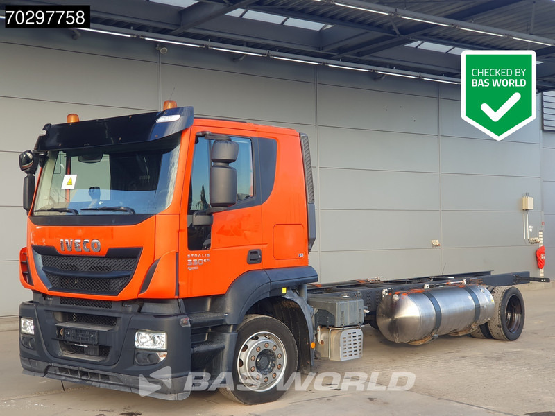 Iveco Stralis 330 4X2 - 캡 새시 트럭 : 사진 1 Iveco Stralis 330 4X2 - 캡 새시 트럭 : 사진 1