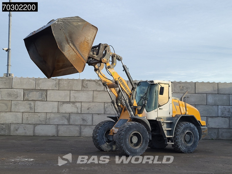 Liebherr L538 High Tip Bucket - 휠 로더 : 사진 3 Liebherr L538 High Tip Bucket - 휠 로더 : 사진 3
