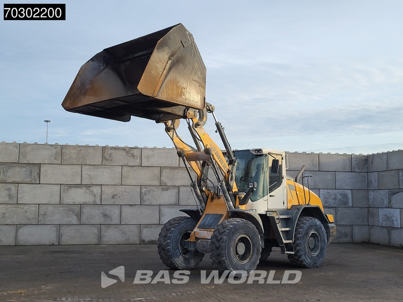 Liebherr L538 High Tip Bucket - 휠 로더 : 사진 2 Liebherr L538 High Tip Bucket - 휠 로더 : 사진 2