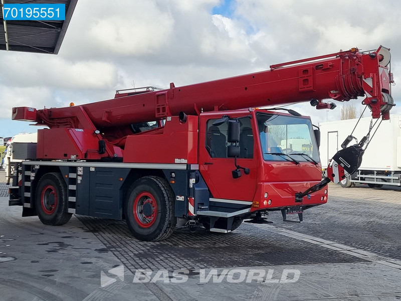 Liebherr LTM1030 LOW HOURS - REMOTE CONTROL - 험한 지형 크레인 : 사진 5 Liebherr LTM1030 LOW HOURS - REMOTE CONTROL - 험한 지형 크레인 : 사진 5