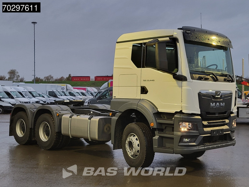 MAN TGS 33.440 6X4 NEW! TN Manual Full-Steel Big-Axle Drumbrakes Euro 2 - 트랙터 유닛 : 사진 3 MAN TGS 33.440 6X4 NEW! TN Manual Full-Steel Big-Axle Drumbrakes Euro 2 - 트랙터 유닛 : 사진 3