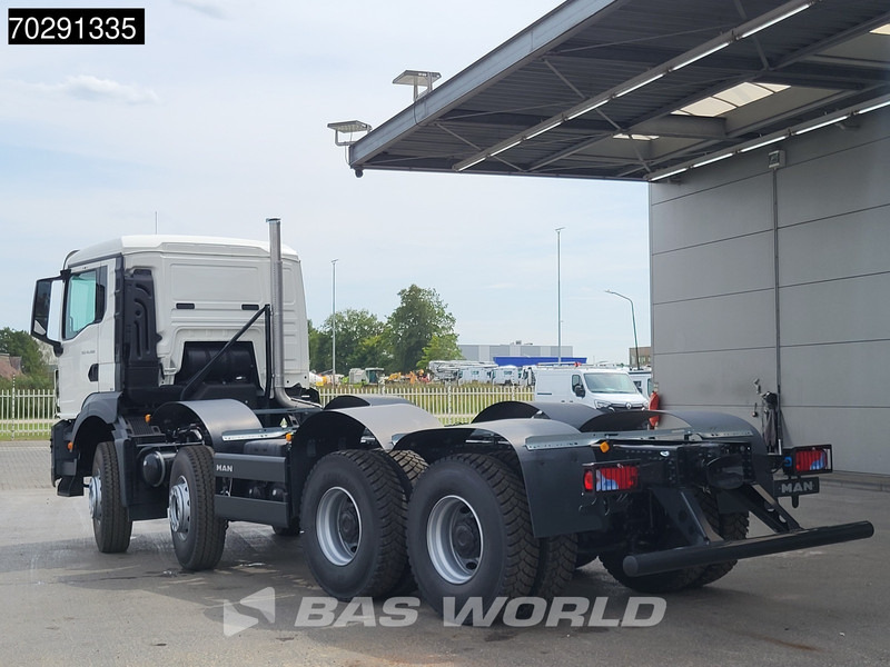 MAN TGS 41.400 8X4 New 8x4 chassis Engine PTO Steelsuspension Big-Axle Manual Euro 2 - 캡 새시 트럭 : 사진 2 MAN TGS 41.400 8X4 New 8x4 chassis Engine PTO Steelsuspension Big-Axle Manual Euro 2 - 캡 새시 트럭 : 사진 2