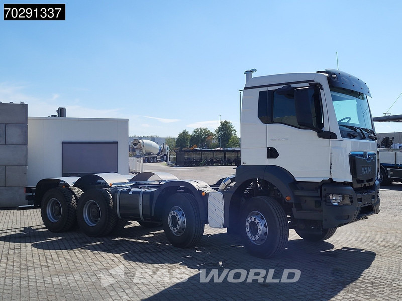 MAN TGS 41.400 8X4 New! Steelsuspension Big-Axle Manual Euro 2 - 캡 새시 트럭 : 사진 3 MAN TGS 41.400 8X4 New! Steelsuspension Big-Axle Manual Euro 2 - 캡 새시 트럭 : 사진 3