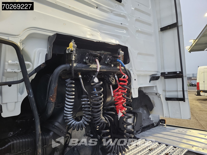 MAN TGX 18.500 4X2 XLX 2x Tanks ADR - 트랙터 유닛 : 사진 5 MAN TGX 18.500 4X2 XLX 2x Tanks ADR - 트랙터 유닛 : 사진 5