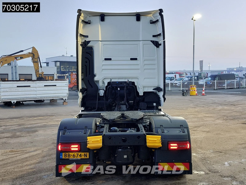 MAN TGX 18.520 4X2 NEW! GX Retarder 2x Tanks Alcoa Standklima MirrorCam Navi LED - 트랙터 유닛 : 사진 3 MAN TGX 18.520 4X2 NEW! GX Retarder 2x Tanks Alcoa Standklima MirrorCam Navi LED - 트랙터 유닛 : 사진 3