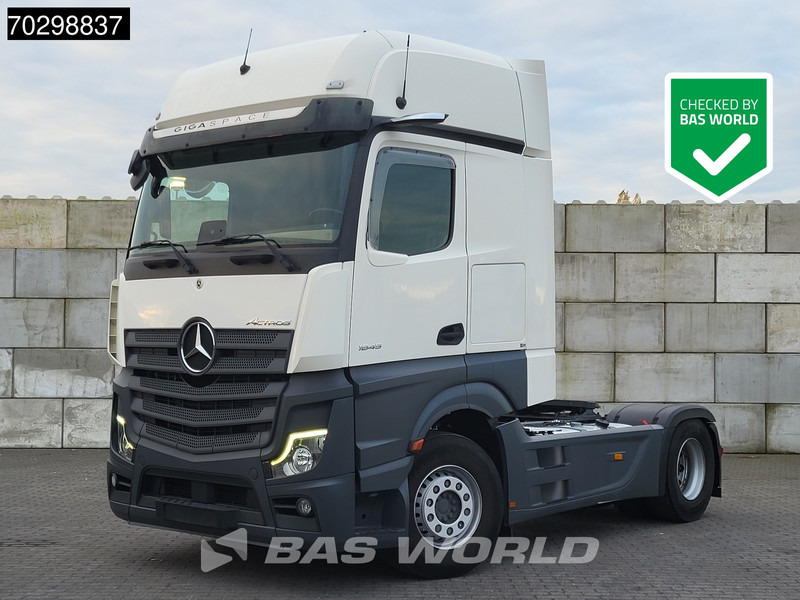 Mercedes-Benz Actros 1845 4X2 GigaSpace Retarder MirrorCam Navi Euro 6 - 트랙터 유닛 : 사진 1 Mercedes-Benz Actros 1845 4X2 GigaSpace Retarder MirrorCam Navi Euro 6 - 트랙터 유닛 : 사진 1