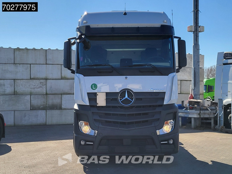 트랙터 유닛 Mercedes-Benz Actros 1851 Actros 4X2 BigSpace 2x Tanks : 사진 13 트랙터 유닛 Mercedes-Benz Actros 1851 Actros 4X2 BigSpace 2x Tanks : 사진 13