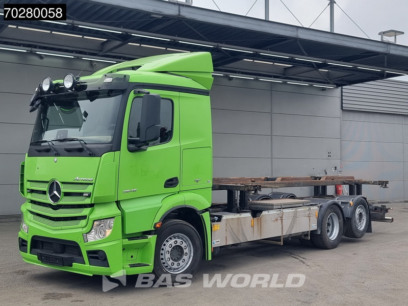 Mercedes-Benz Actros 2545 6X2 Hydraulic Liftable BDF system Lift+steering axle ADR Euro 6 - 컨테이너 운반 장치/ 스와프 보디 트럭 : 사진 5 Mercedes-Benz Actros 2545 6X2 Hydraulic Liftable BDF system Lift+steering axle ADR Euro 6 - 컨테이너 운반 장치/ 스와프 보디 트럭 : 사진 5