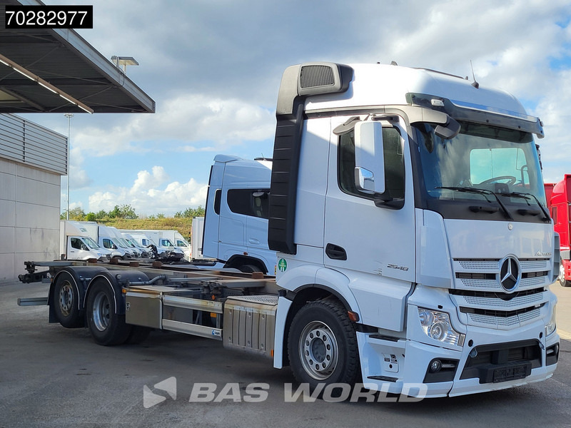 Mercedes-Benz Actros 2548 Actros 6X2 BROKEN ENGINE Lift-Axle Xenon Automatic Euro 6 - 컨테이너 운반 장치/ 스와프 보디 트럭 : 사진 3 Mercedes-Benz Actros 2548 Actros 6X2 BROKEN ENGINE Lift-Axle Xenon Automatic Euro 6 - 컨테이너 운반 장치/ 스와프 보디 트럭 : 사진 3