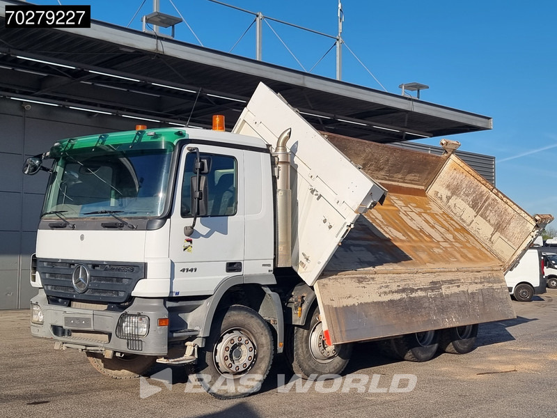 Mercedes-Benz Actros 4141 8X4 12m3 Meiller 2-way tipper steelsuspension Euro 4 - 덤프트럭 : 사진 3 Mercedes-Benz Actros 4141 8X4 12m3 Meiller 2-way tipper steelsuspension Euro 4 - 덤프트럭 : 사진 3