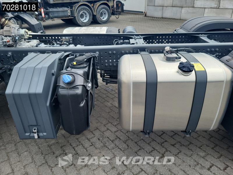 Mercedes-Benz Arocs 2636 6X4 NEW Steelsuspension chassis Flywheel PTO Big-Axle Automatic Euro 6 - 캡 새시 트럭 : 사진 2 Mercedes-Benz Arocs 2636 6X4 NEW Steelsuspension chassis Flywheel PTO Big-Axle Automatic Euro 6 - 캡 새시 트럭 : 사진 2
