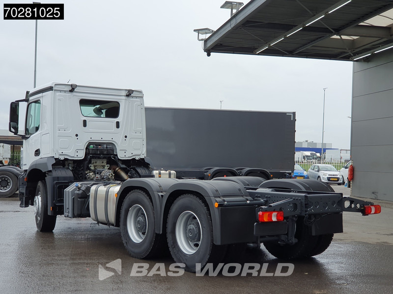 Mercedes-Benz Arocs 2636 6X4 NEW chassis Flywheel PTO Big-Axle Automatic Steelsuspension Euro 6 - 캡 새시 트럭 : 사진 2 Mercedes-Benz Arocs 2636 6X4 NEW chassis Flywheel PTO Big-Axle Automatic Steelsuspension Euro 6 - 캡 새시 트럭 : 사진 2
