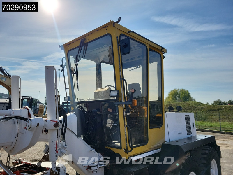 O & K F106 ENGINE PROBLEMS - NOT DRIVABLE - 그레이더 : 사진 5 O & K F106 ENGINE PROBLEMS - NOT DRIVABLE - 그레이더 : 사진 5