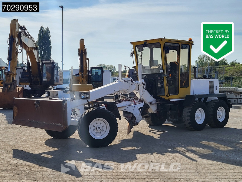 O & K F106 ENGINE PROBLEMS - NOT DRIVABLE - 그레이더 : 사진 1 O & K F106 ENGINE PROBLEMS - NOT DRIVABLE - 그레이더 : 사진 1