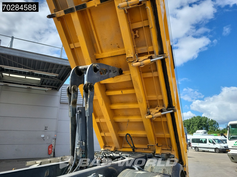 Renault Kerax 480 8X4 13m3 Meiller 2-way tipper Retarder Big-Axle Automatic Euro 5 - 덤프트럭 : 사진 5 Renault Kerax 480 8X4 13m3 Meiller 2-way tipper Retarder Big-Axle Automatic Euro 5 - 덤프트럭 : 사진 5