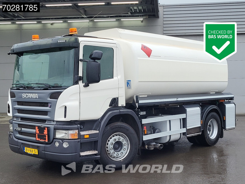 Scania P230 4X2 NL-Truck 3 compartments 16.300 Ltr ADR 3-Pedals Euro 5 - 유조트럭 : 사진 1 Scania P230 4X2 NL-Truck 3 compartments 16.300 Ltr ADR 3-Pedals Euro 5 - 유조트럭 : 사진 1